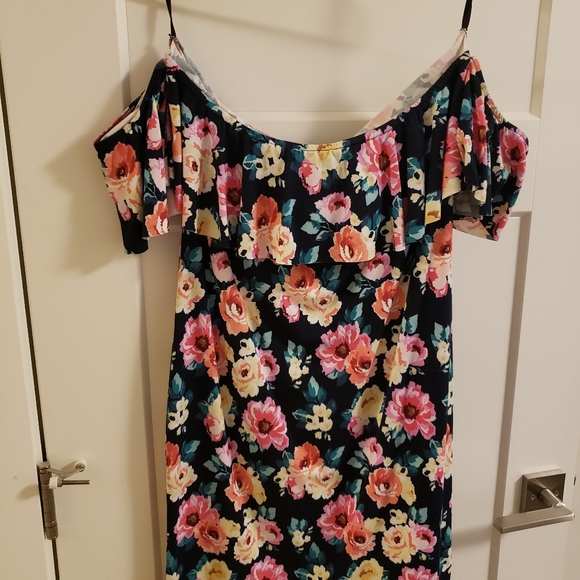 Cute & comfy summer dress - Picture 1 of 5